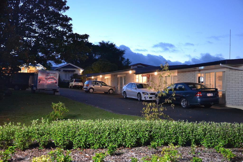 Broadway Lodge Motel Stratford Exterior foto